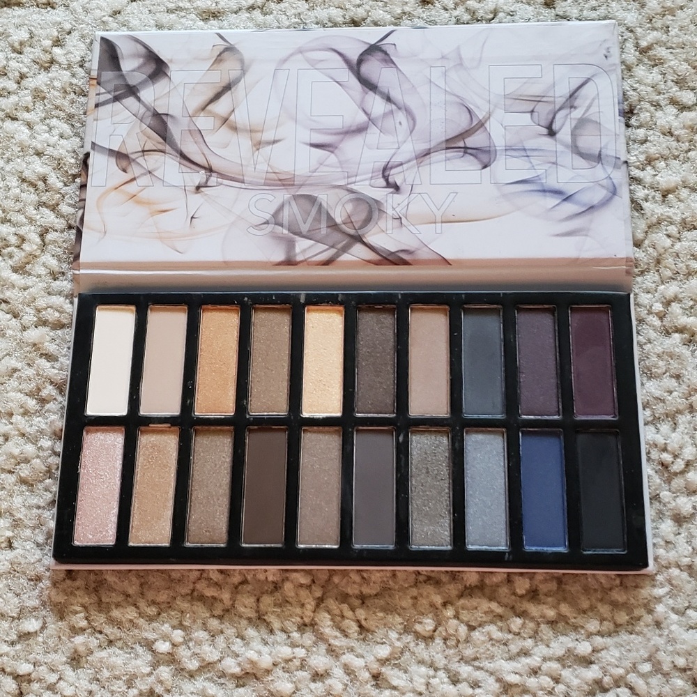 Eyeshadow - Picture 2 of 2